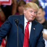 Trump planeja faltar ao 1º debate republicano, diz jornal