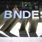 Cada R$ 1 milhão gasto pelo BNDES cria 10 empregos,