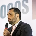 Governador do RJ manda polícia investigar morte de médicos